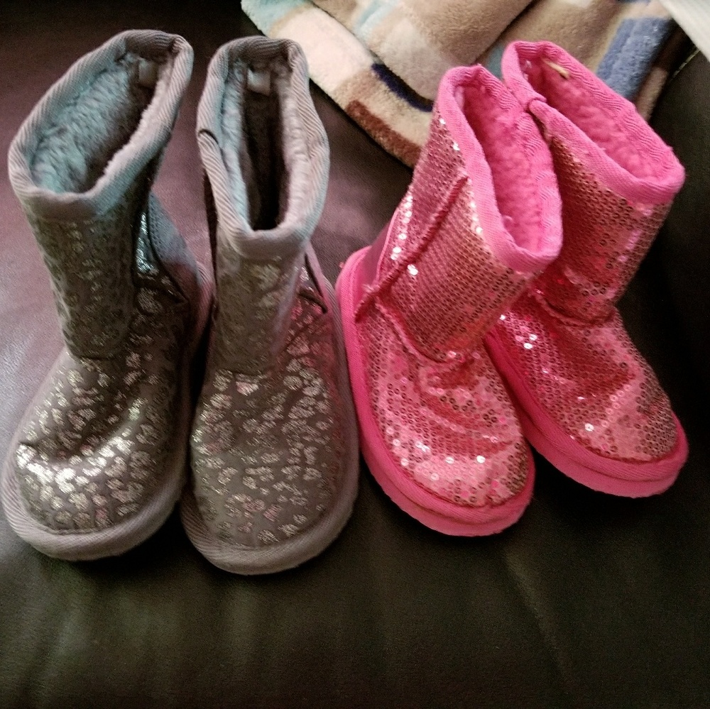 Girls boots